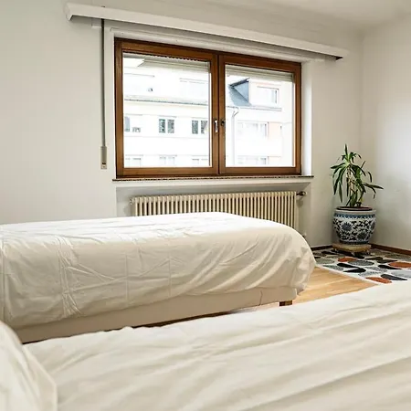 Forest View Quiet And