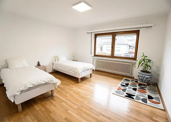 Forest View Quiet And